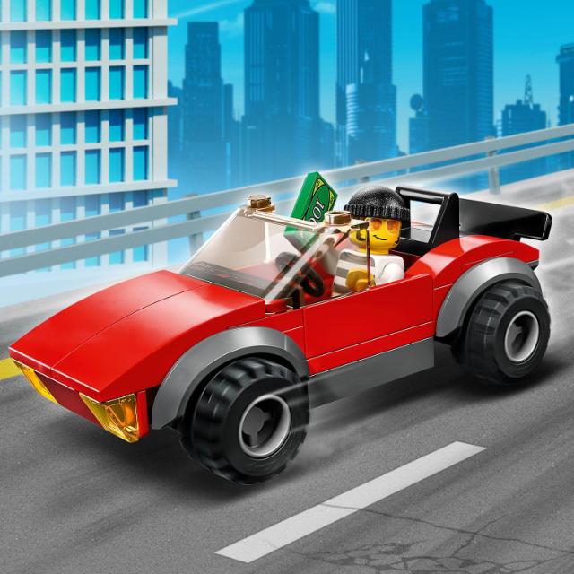 LEGO City, Politist pe motocicleta in urmarirea unei masini, numar piese 59, varsta 5+