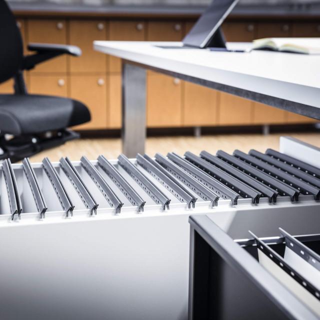 Suport pentru dosare suspendabile, capacitate 80 dosare