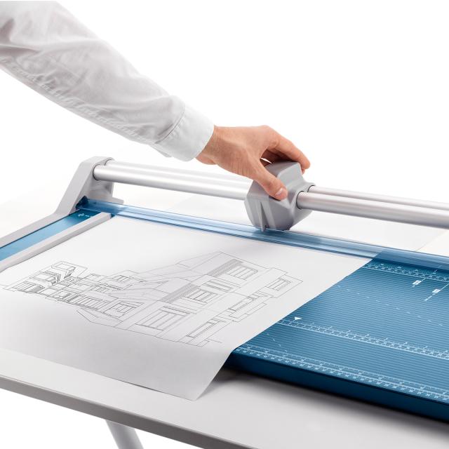 Trimmer Dahle 558, A0, lungime taiere 1300 mm, capacitate 7 coli, albastru