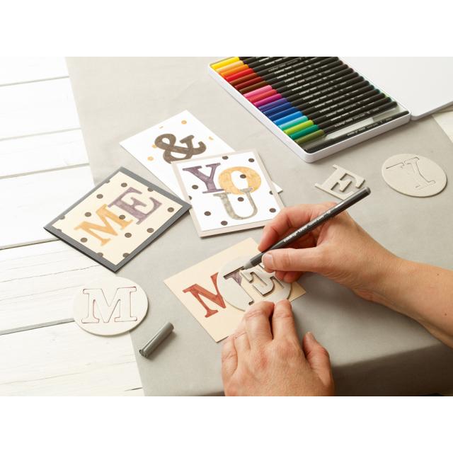 Marker Edding 1300, tip carioca, varf 2 mm, rosu