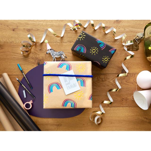 Set markere pensula Edding 1340, 4 culori, varf flexibil 1-6 mm, pentru scriere si desen