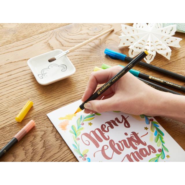 Set markere pensula Edding 1340, 4 culori, varf flexibil 1-6 mm, pentru scriere si desen
