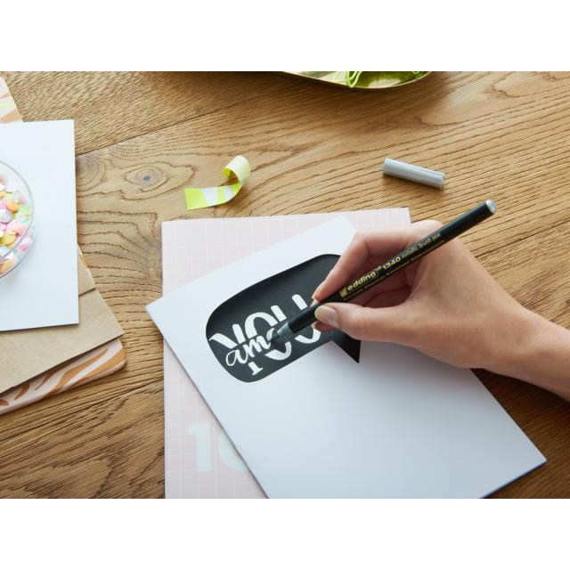 Set markere pensula Edding 1340, 4 culori, varf flexibil 1-6 mm, pentru scriere si desen