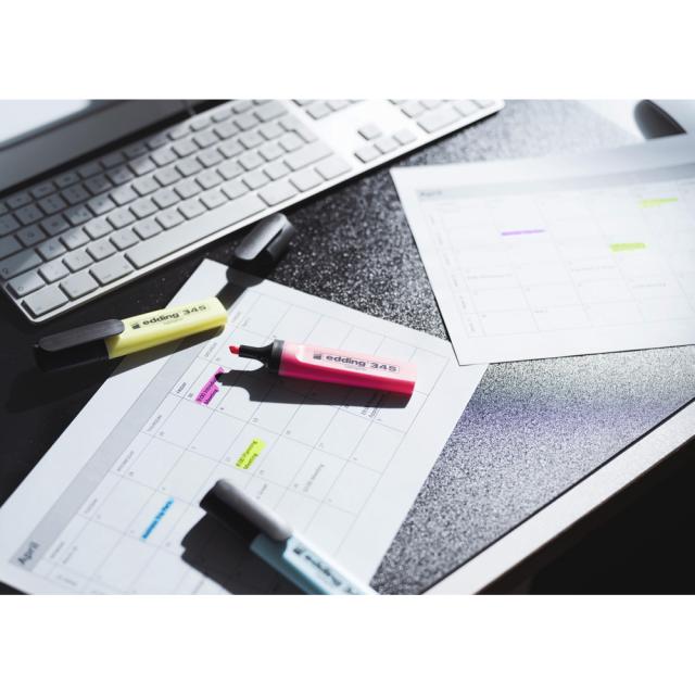 Textmarker Edding 345, varf 2-5 mm, roz