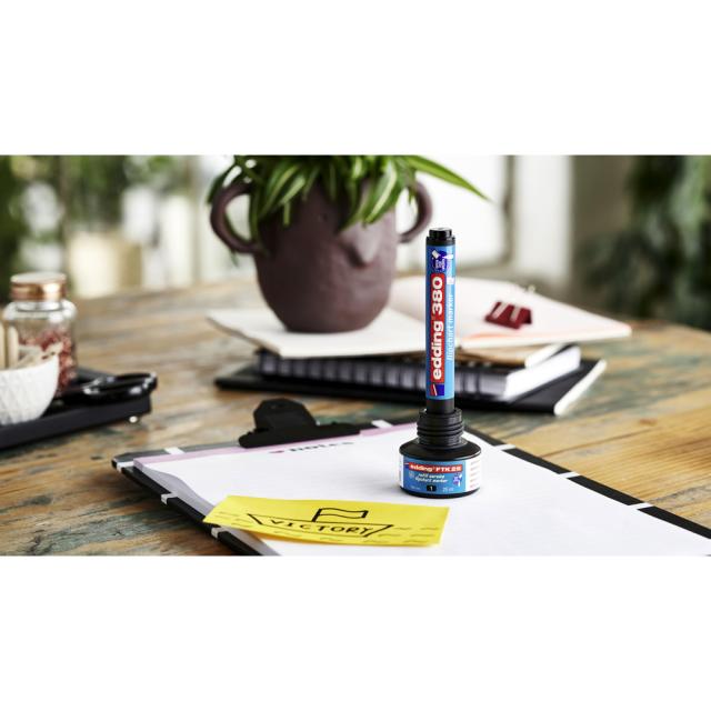 Marker Edding 380 pentru flipchart, varf rotund, 1.5-3 mm, negru