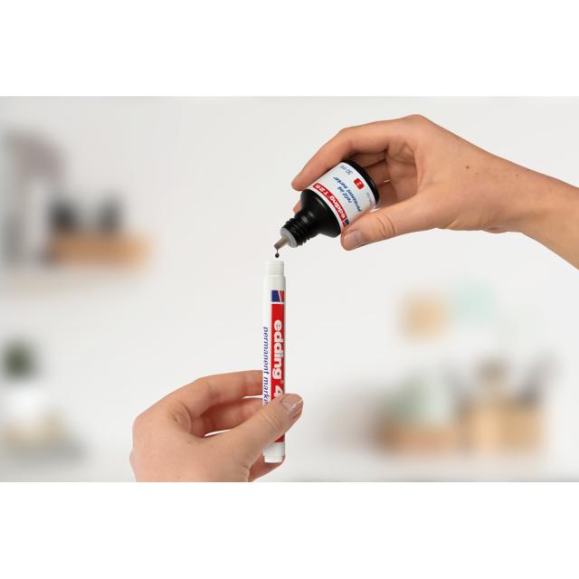 Marker permanent Edding 400, corp plastic, varf rotund, 1 mm, negru