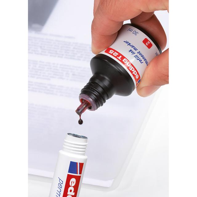 Marker permanent Edding 550, varf 3-4 mm, negru