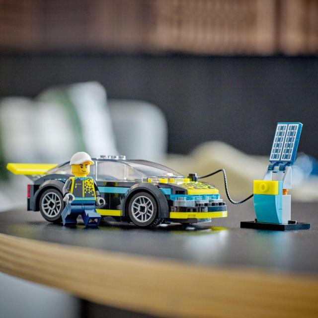 LEGO City, Masina sport electrica, numar piese 95, varsta 5+