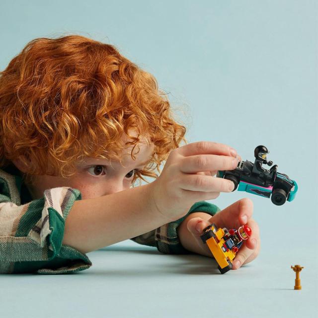 LEGO City carturi si piloti de curse 60400, 99 piese