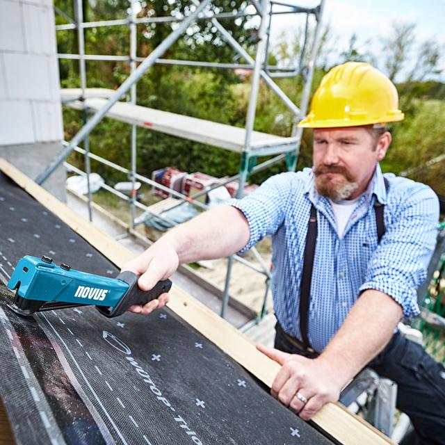 Tacker tip ciocan Novus J-044