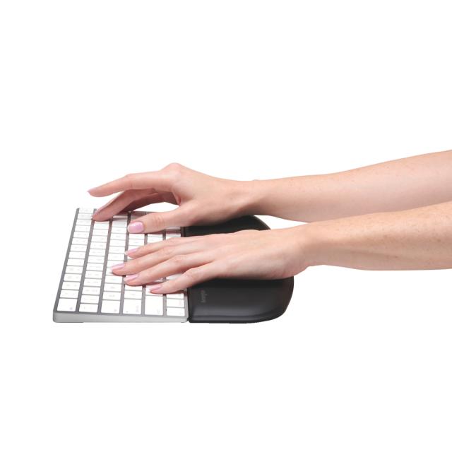 Suport ergonomic Kensington ErgoSoft Compact, pentru incheietura mainii, pentru tastatura slim, negru