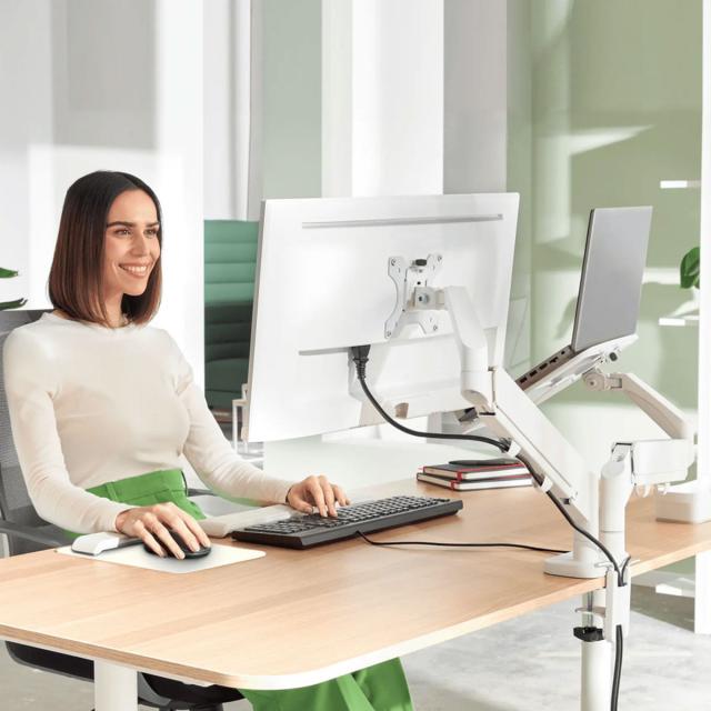 Suport pentru monitor Leitz Ergo, 2 brate ajustabile si extensibile, cu fixare pe birou, suport pentru laptop inclus, gri-deschis
