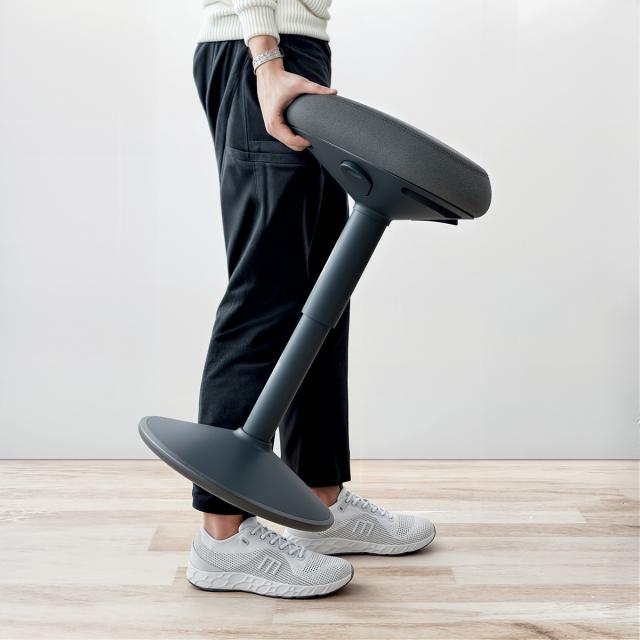 Scaun ergonomic Leitz Ergo, pozitie sezut/ in picioare, inaltime reglabila, gri-carbune