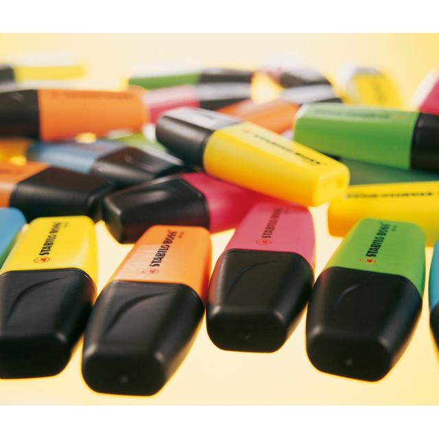Set textmarker Stabilo Boss original, 23 culori cu suport de birou